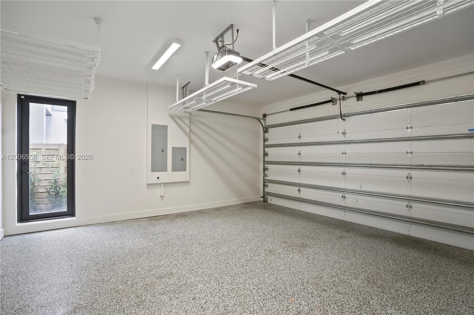 VICTORIA HIGHLANDS AMD PL - Residential