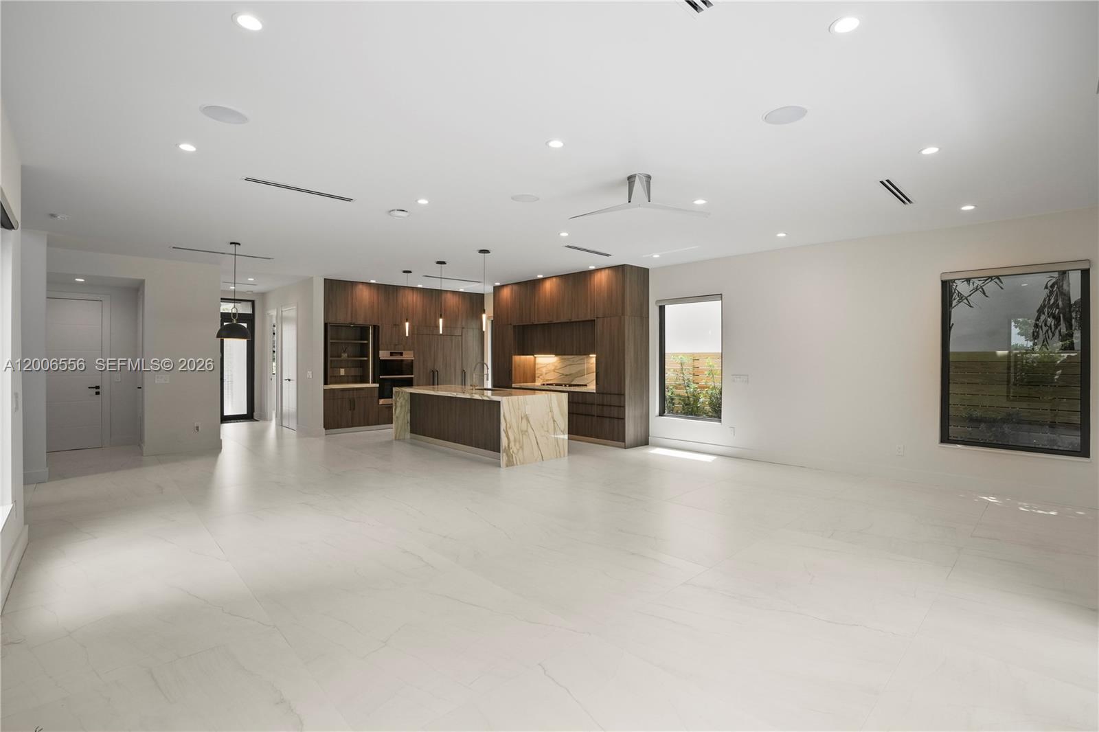 VICTORIA HIGHLANDS AMD PL - Residential