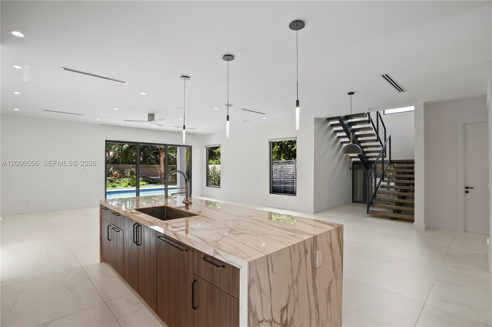 VICTORIA HIGHLANDS AMD PL - Residential