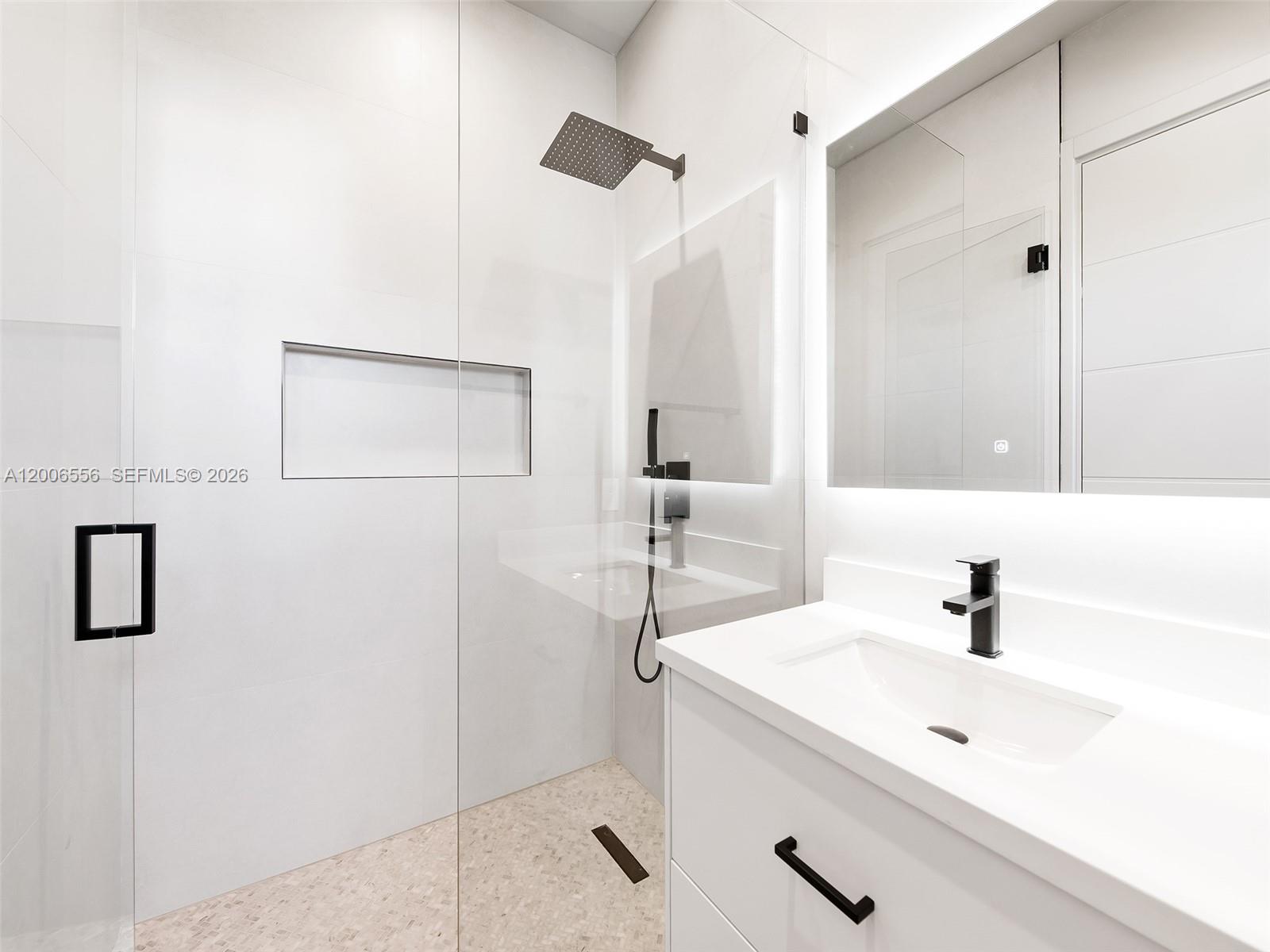 VICTORIA HIGHLANDS AMD PL - Residential