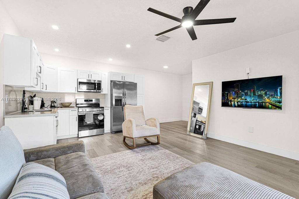 FAIRLAWN - Residential Income