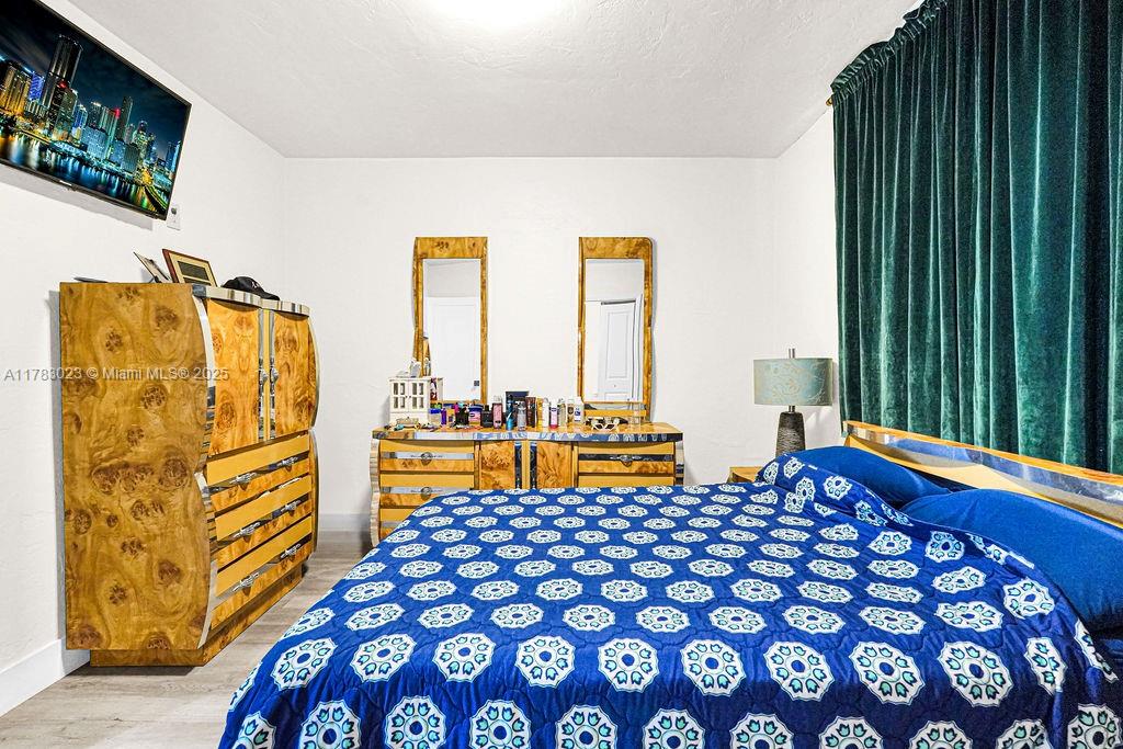 FAIRLAWN - Residential Income