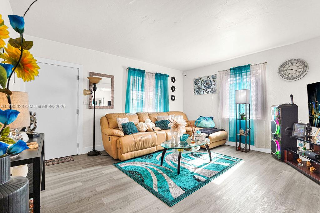 FAIRLAWN - Residential Income