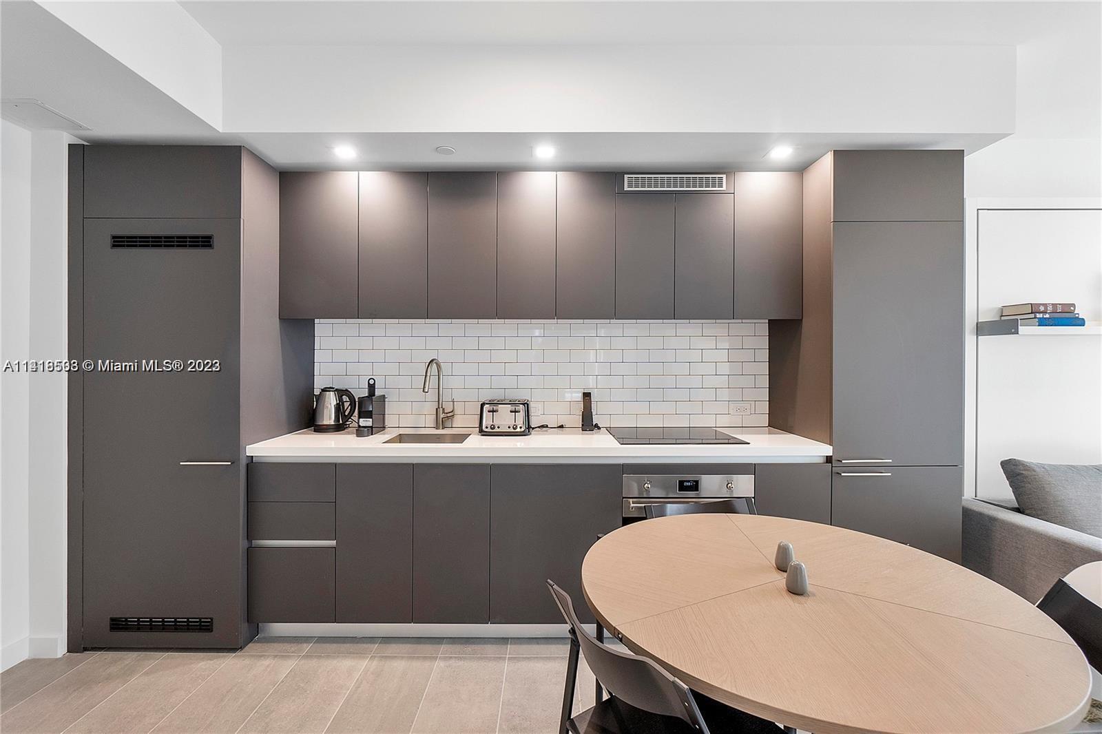 YOTELPAD - Residential Lease