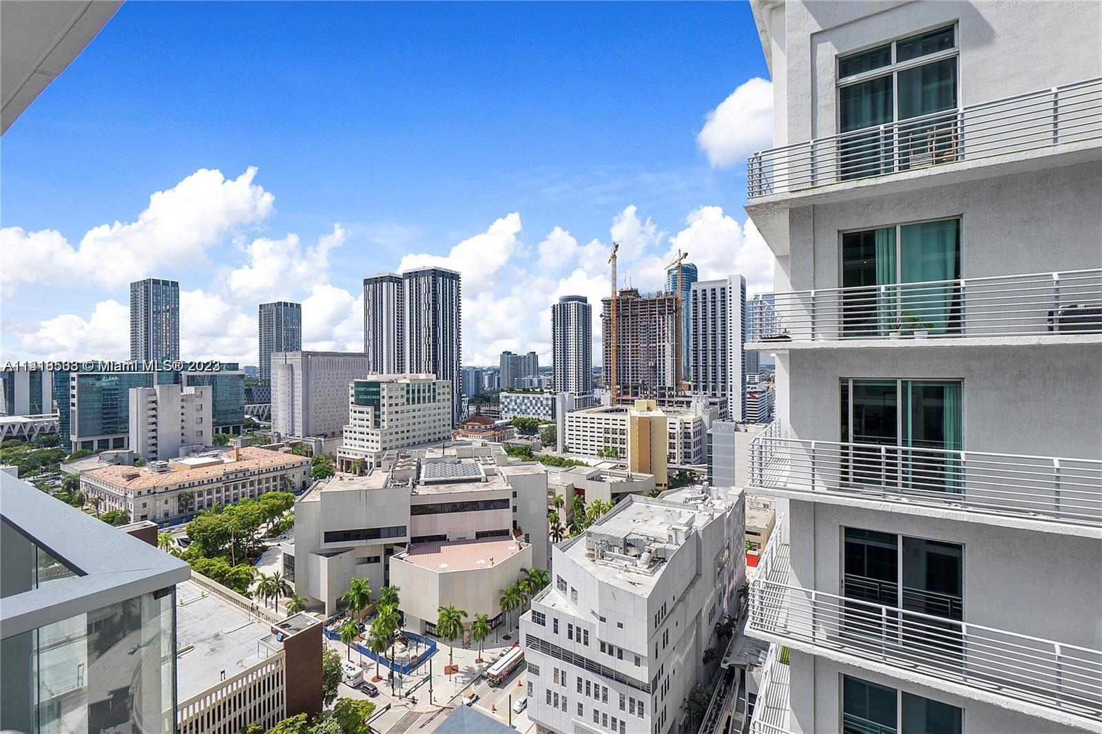 YOTELPAD - Residential Lease