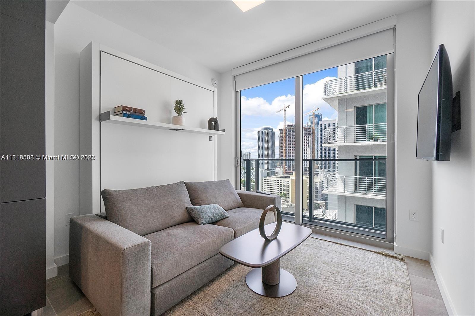 YOTELPAD - Residential Lease