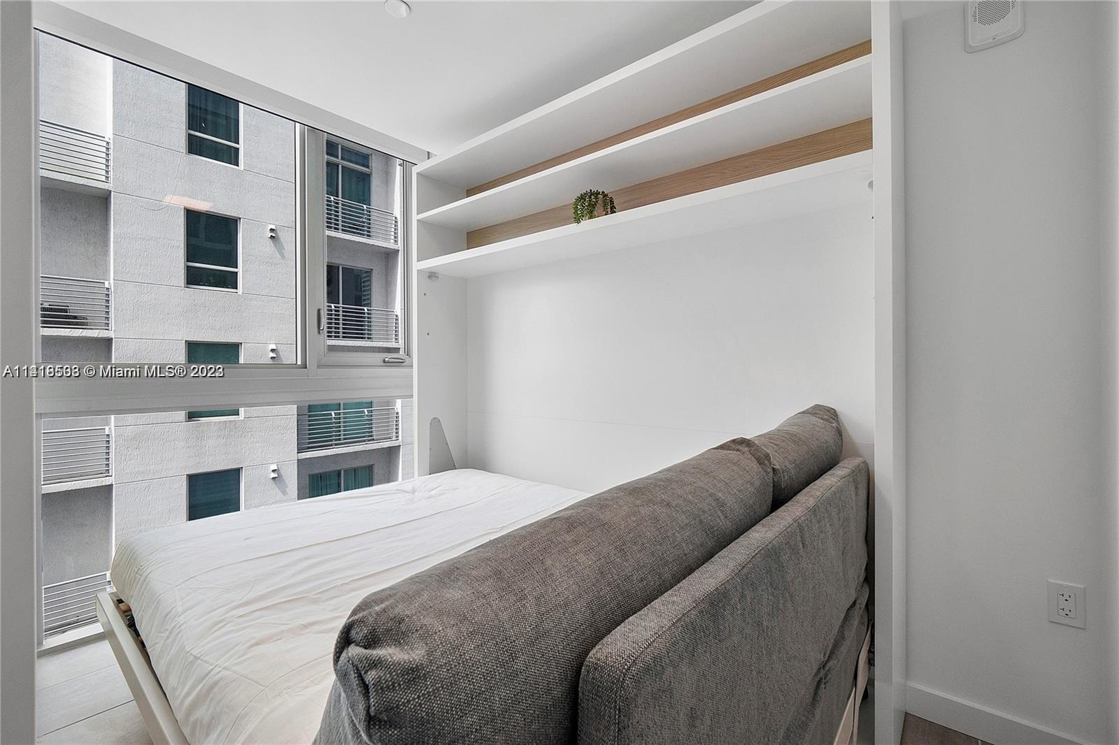 YOTELPAD - Residential Lease