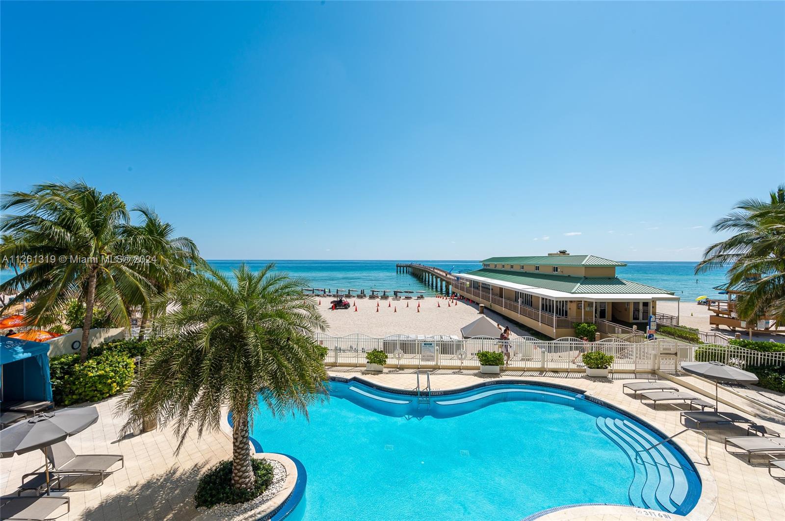 LA PERLA CONDO - Residential