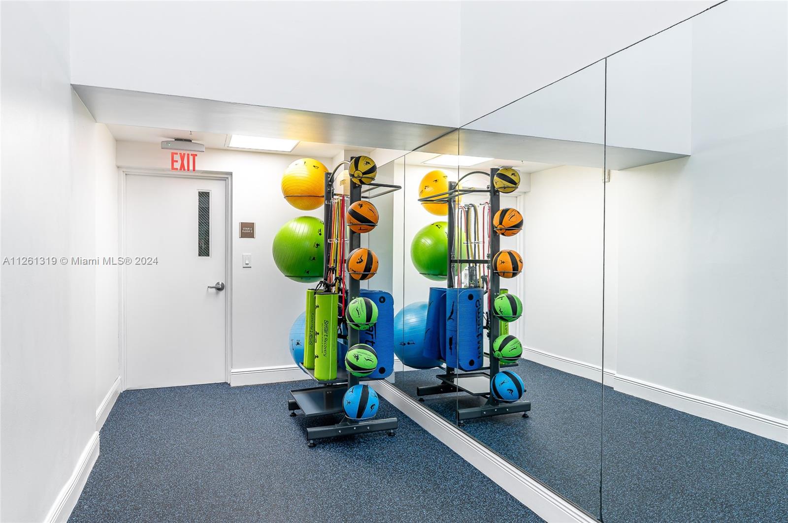 LA PERLA CONDO - Residential