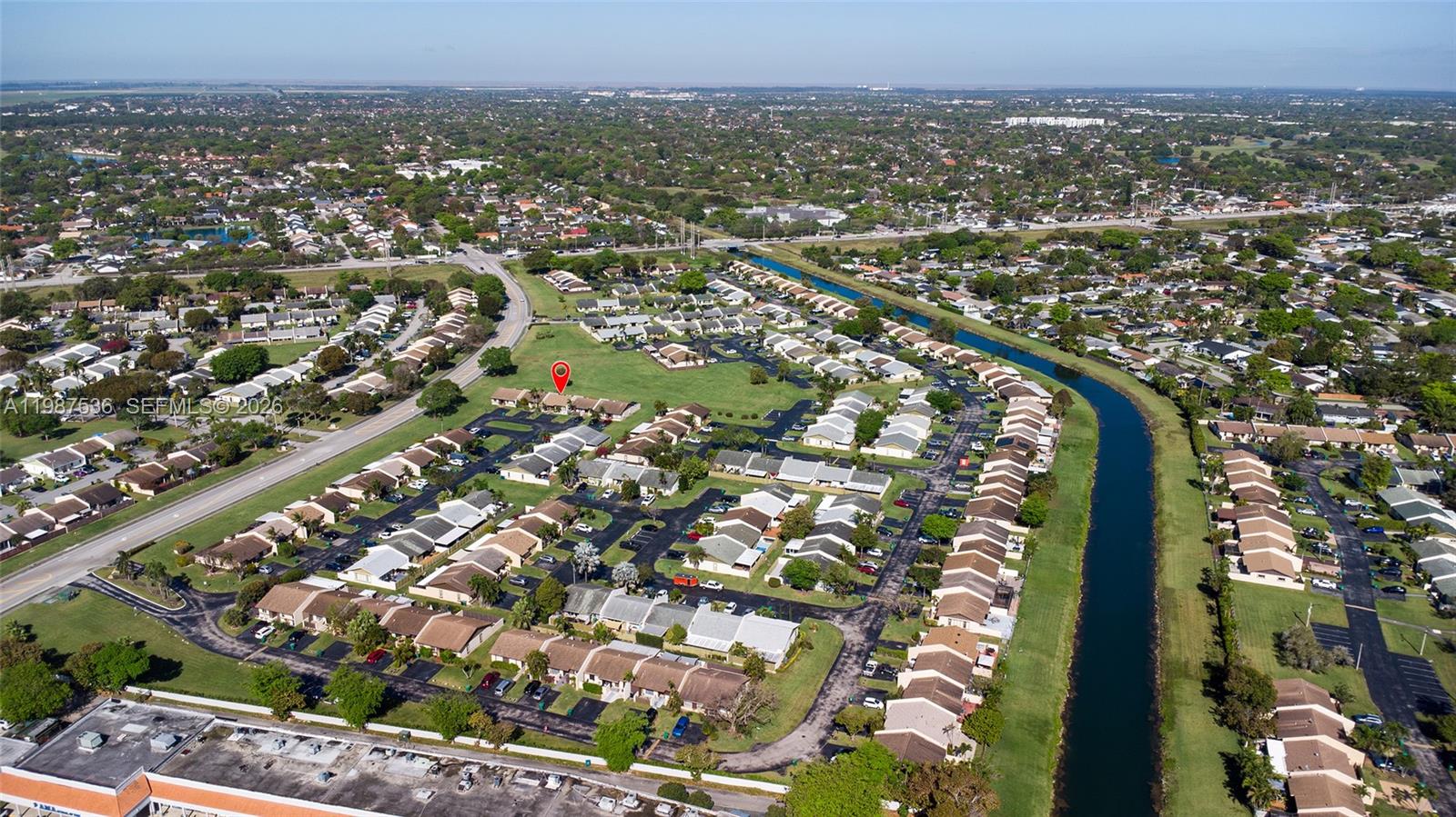 DEVON-AIRE VILLAS SEC 4 - Residential