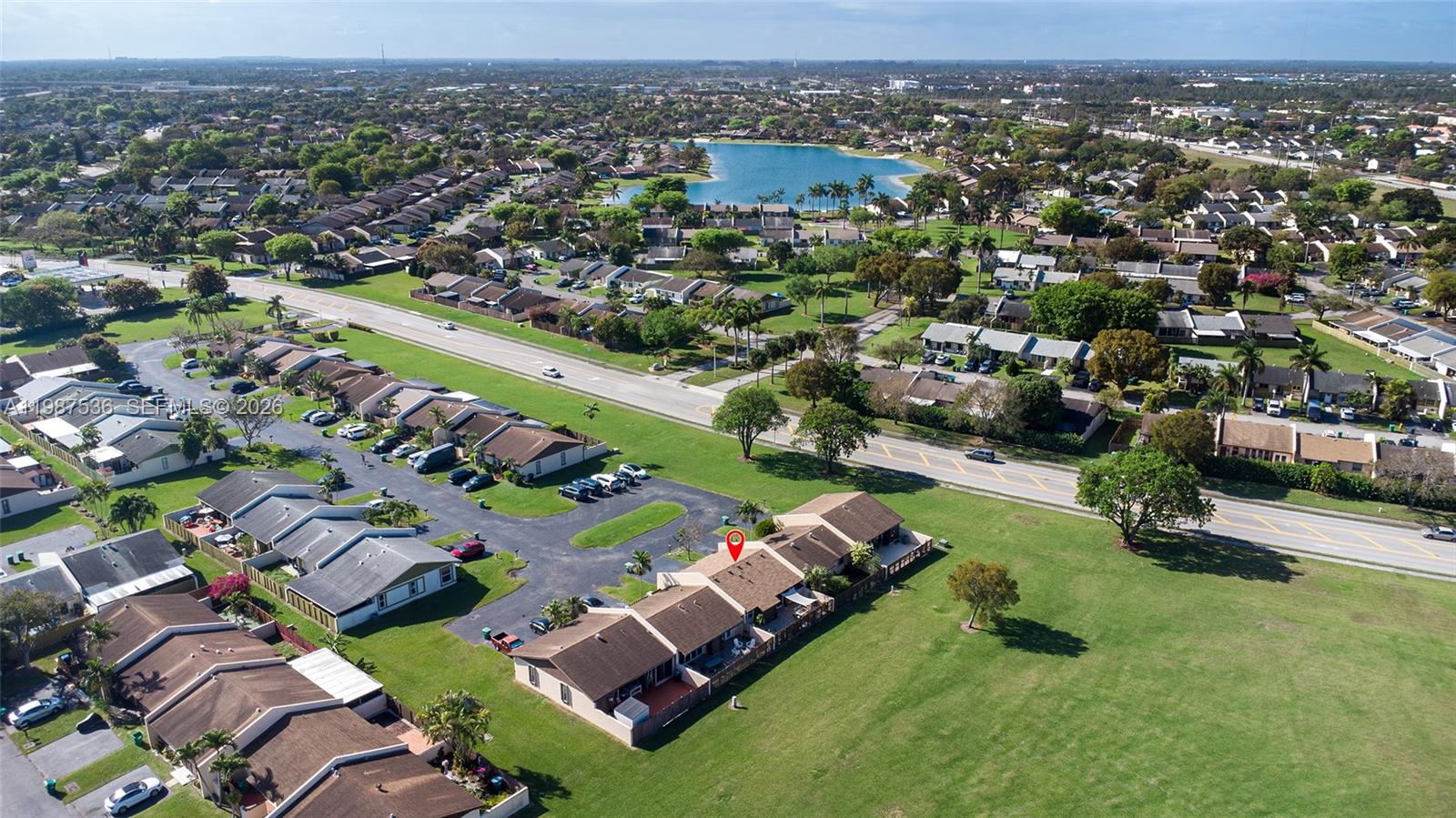 DEVON-AIRE VILLAS SEC 4 - Residential