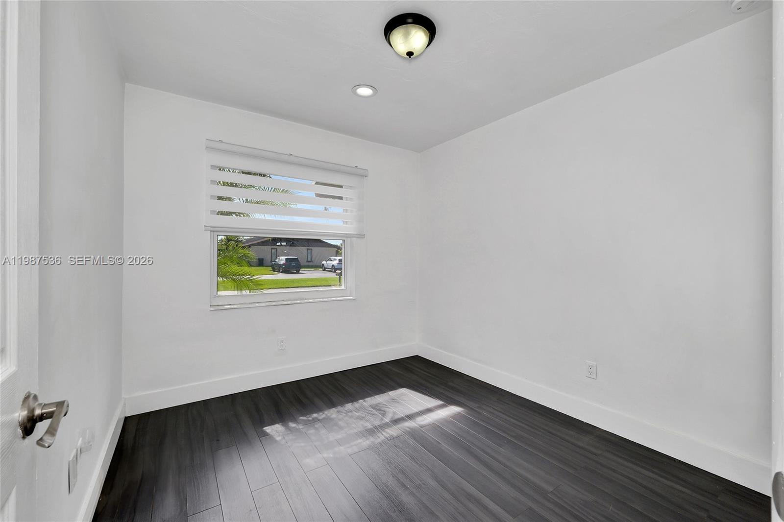 DEVON-AIRE VILLAS SEC 4 - Residential