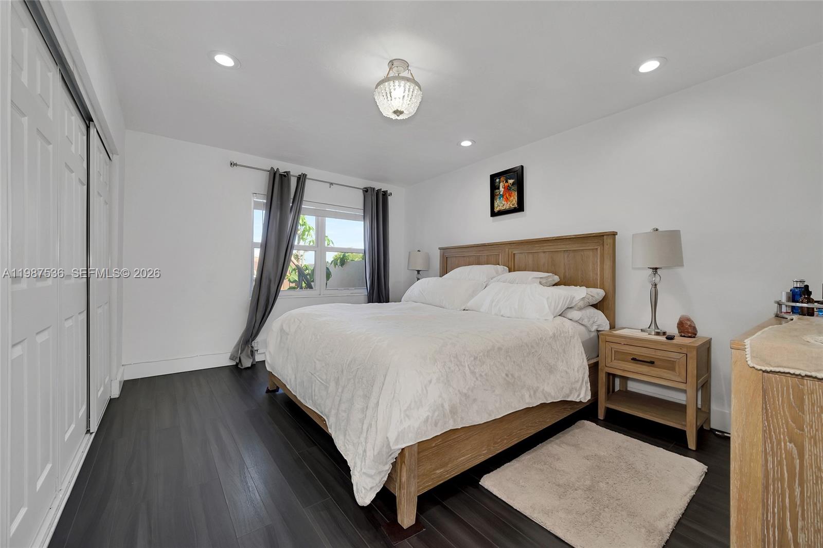 DEVON-AIRE VILLAS SEC 4 - Residential