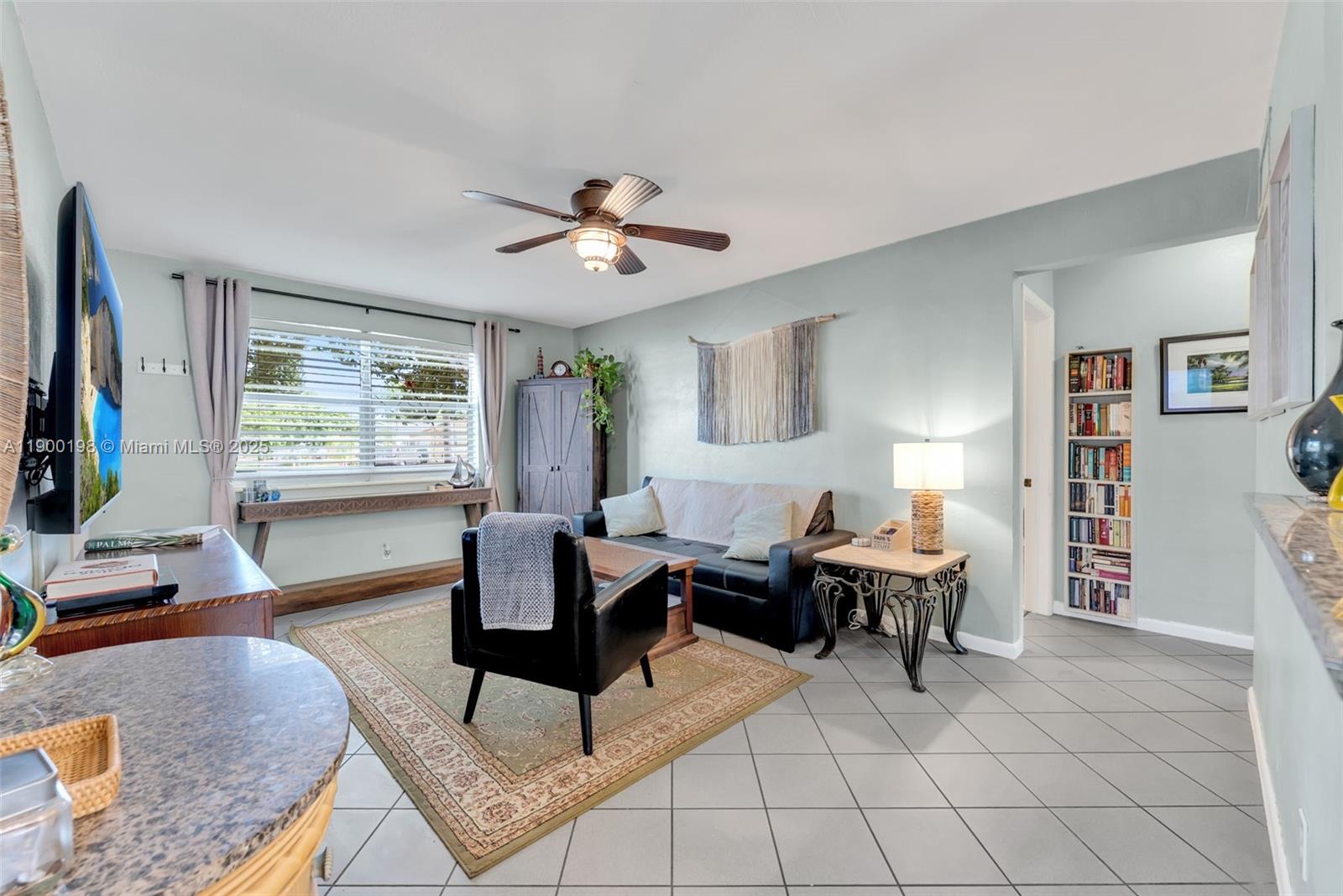 TWIN LAKES HOMES SEC 3 - Residential