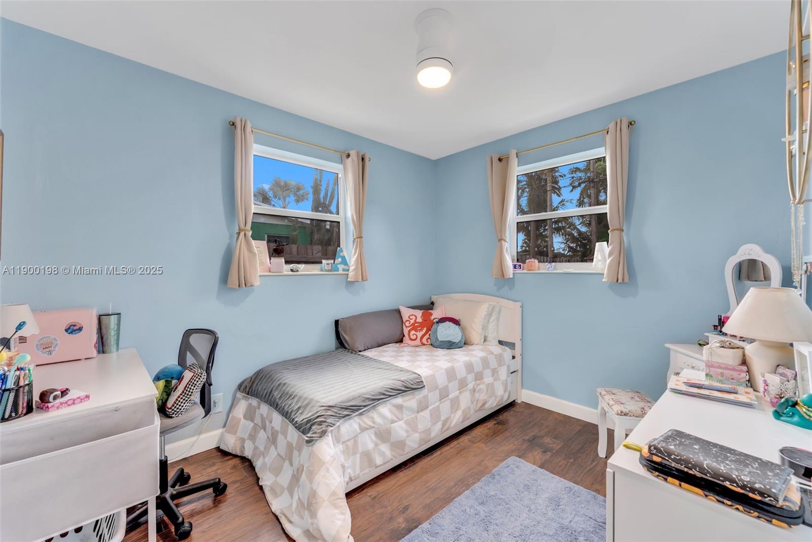 TWIN LAKES HOMES SEC 3 - Residential