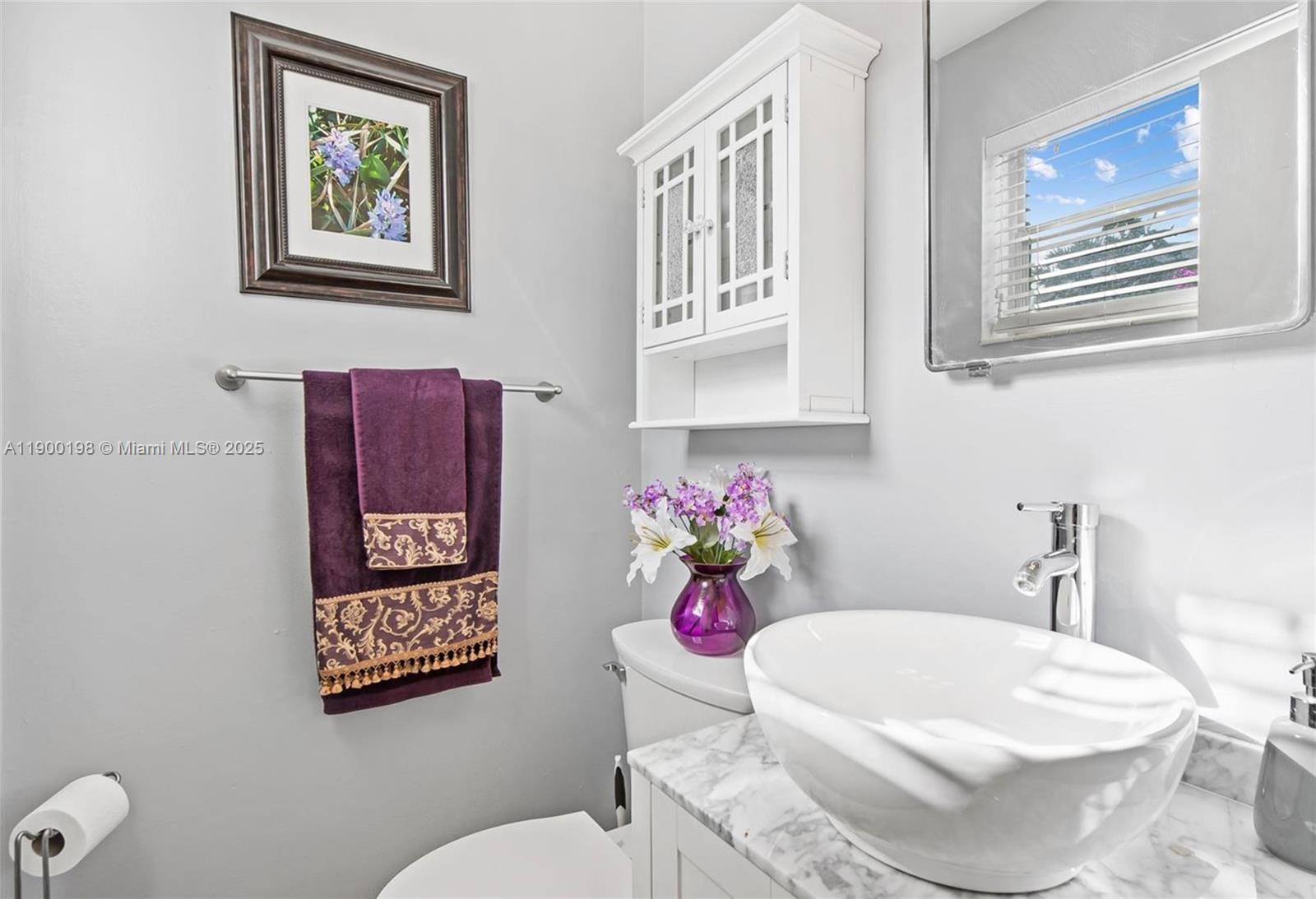 TWIN LAKES HOMES SEC 3 - Residential