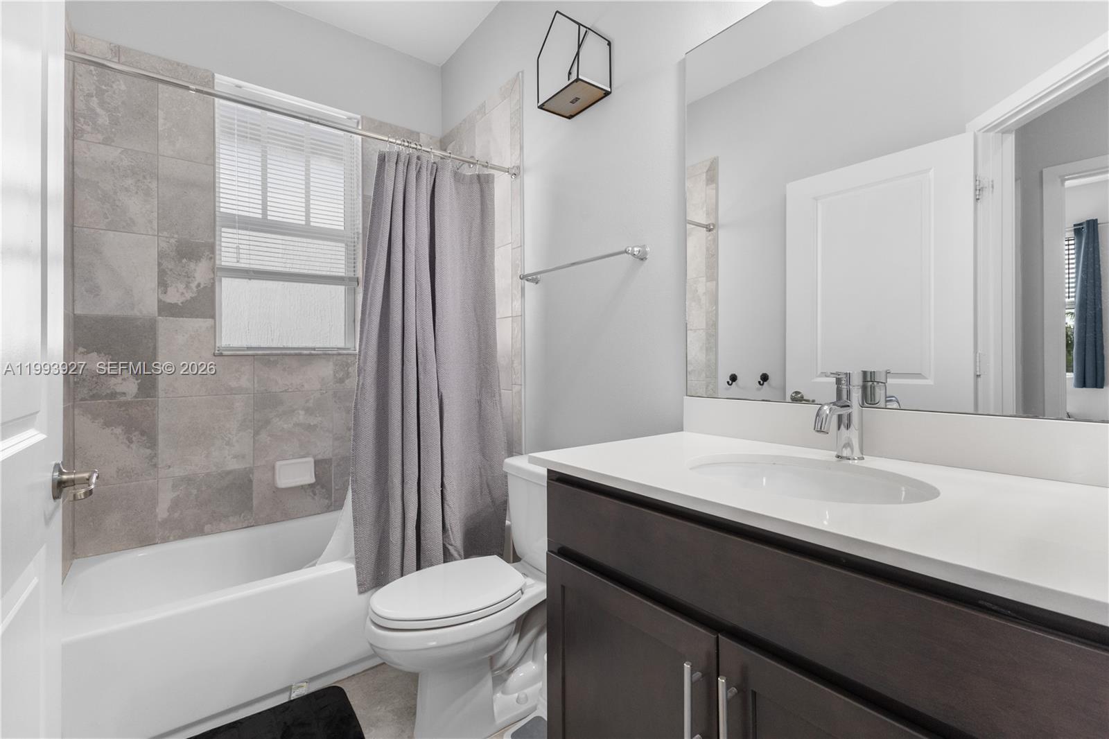 TRAILS AT CENTRAL PARC - Residential Lease