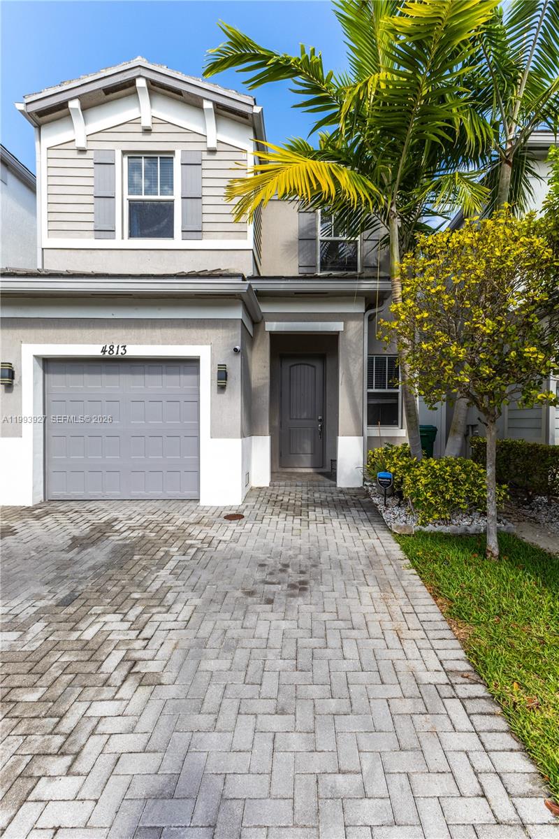 TRAILS AT CENTRAL PARC - Residential Lease