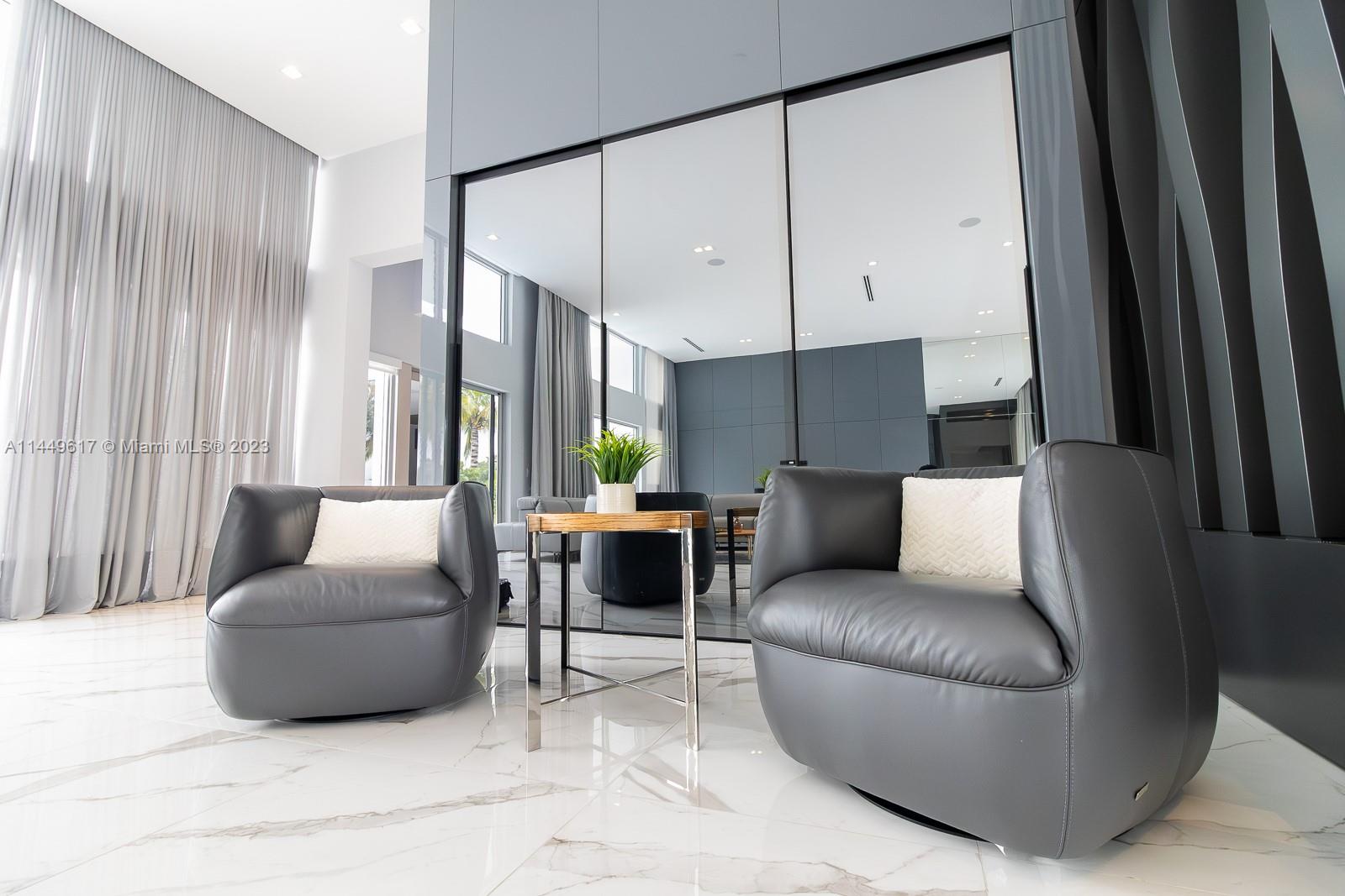 WESTON ESTATES - Residential