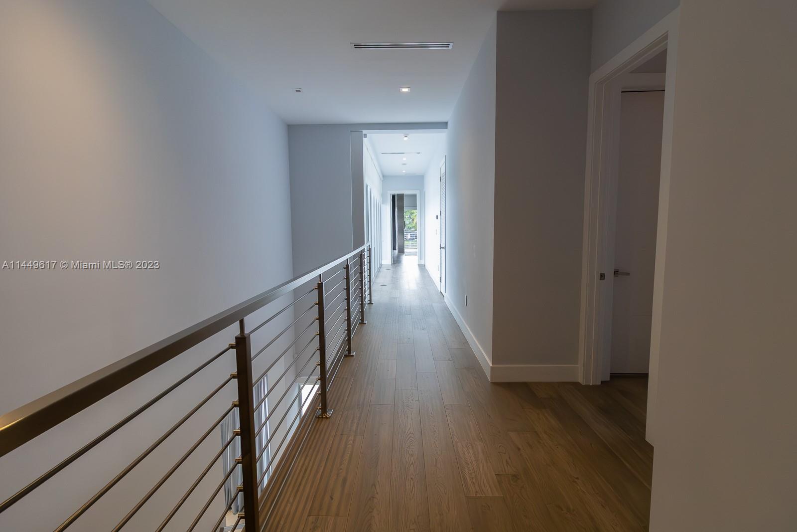 WESTON ESTATES - Residential