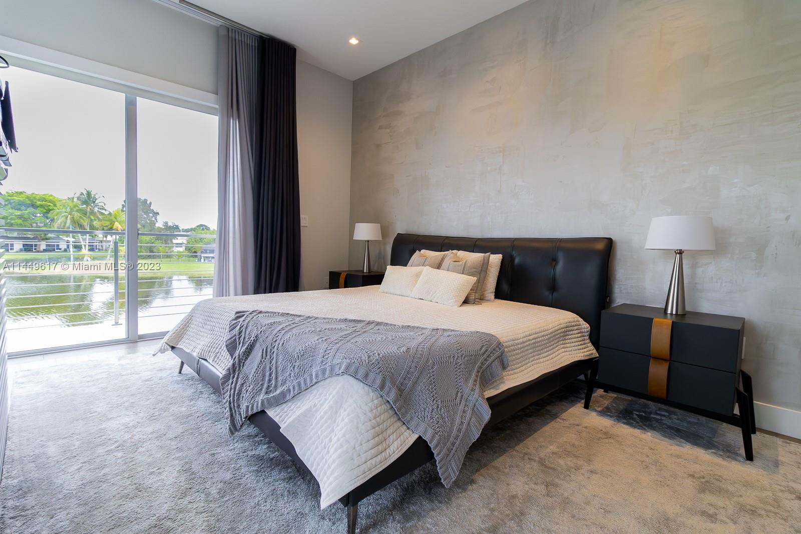 WESTON ESTATES - Residential