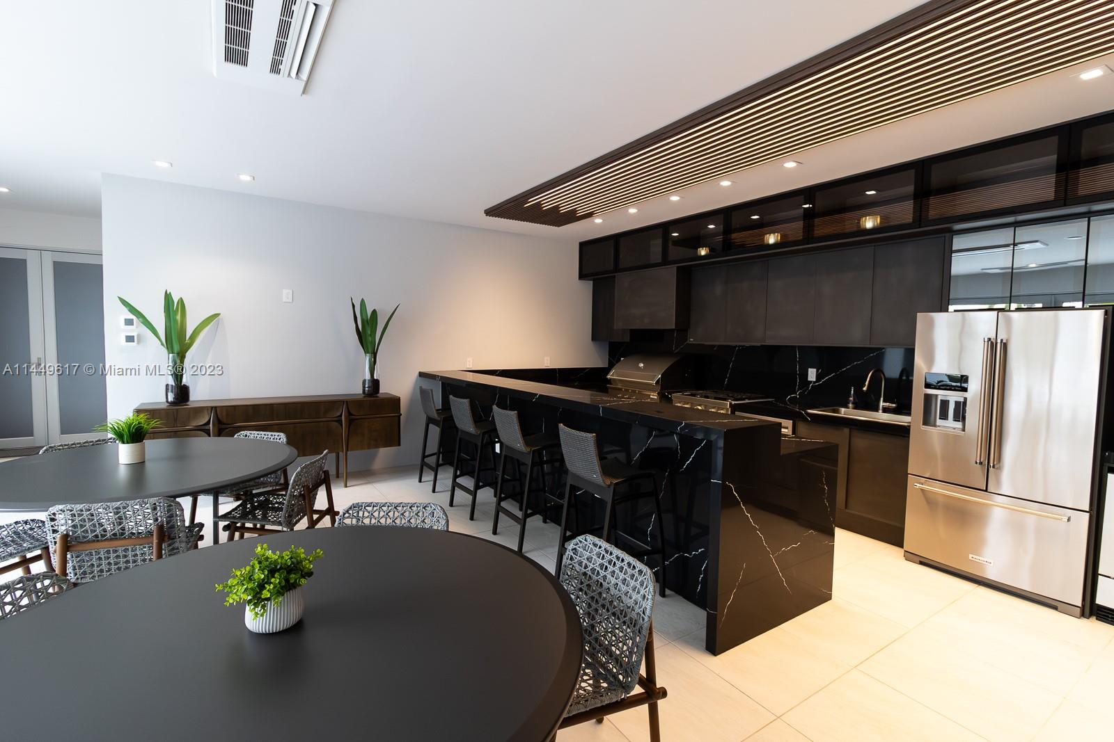 WESTON ESTATES - Residential