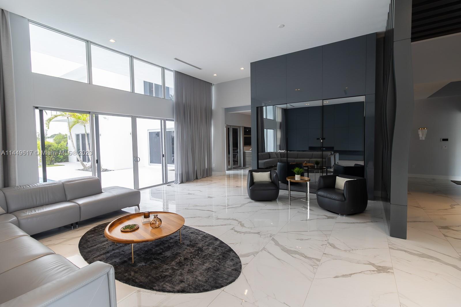 WESTON ESTATES - Residential