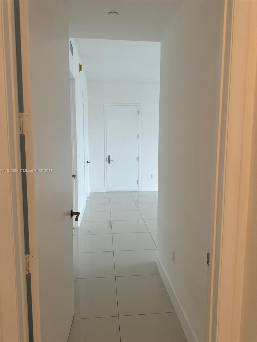 TDR TOWER III CONDO - Residential