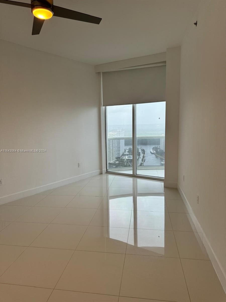 TDR TOWER III CONDO - Residential