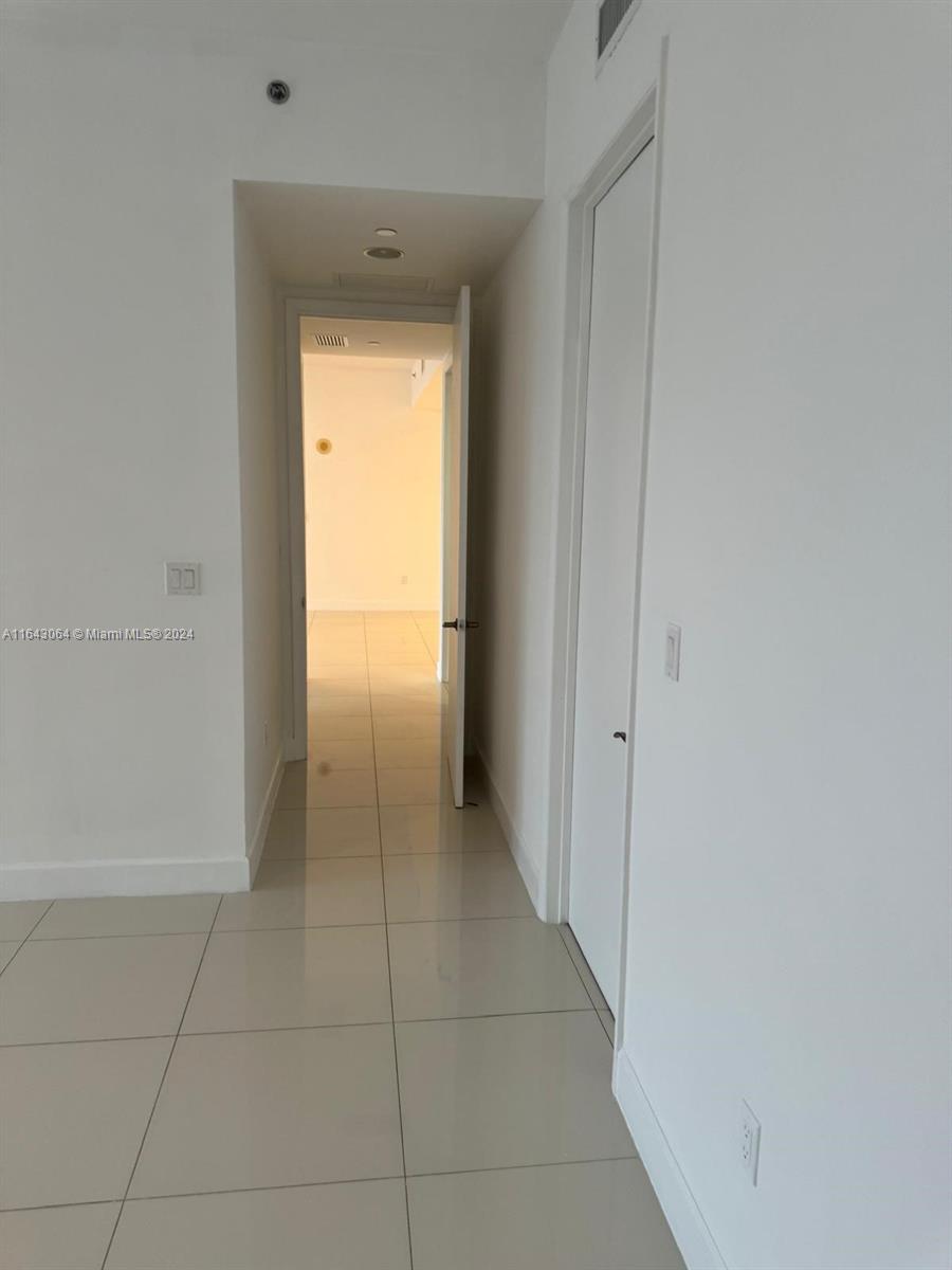 TDR TOWER III CONDO - Residential
