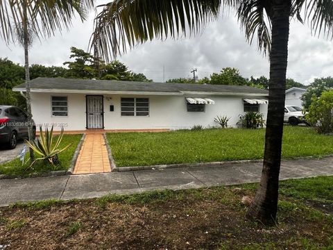 Photo of 141 NE 209th St, Miami Gardens, FL 33179 (MLS # A11832636) Photo of 141 NE 209th St, Miami Gardens, FL 33179 (MLS # A11832636)