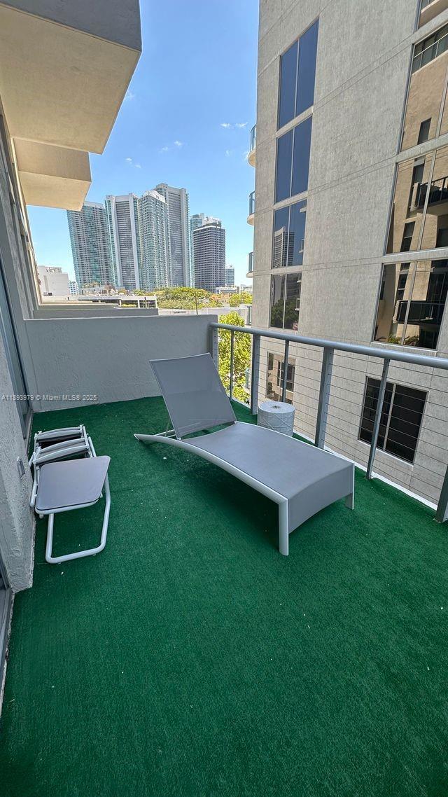 TWO MIDTOWN MIAMI CONDO - Residential Lease