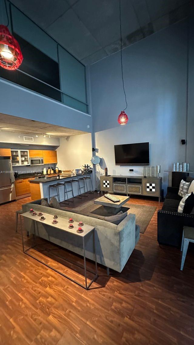 TWO MIDTOWN MIAMI CONDO - Residential Lease