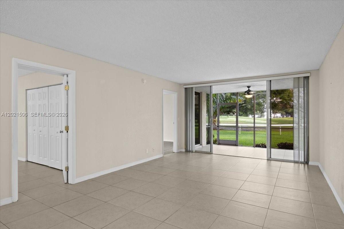 CONDO 5 OF SABAL PALM CON - Residential