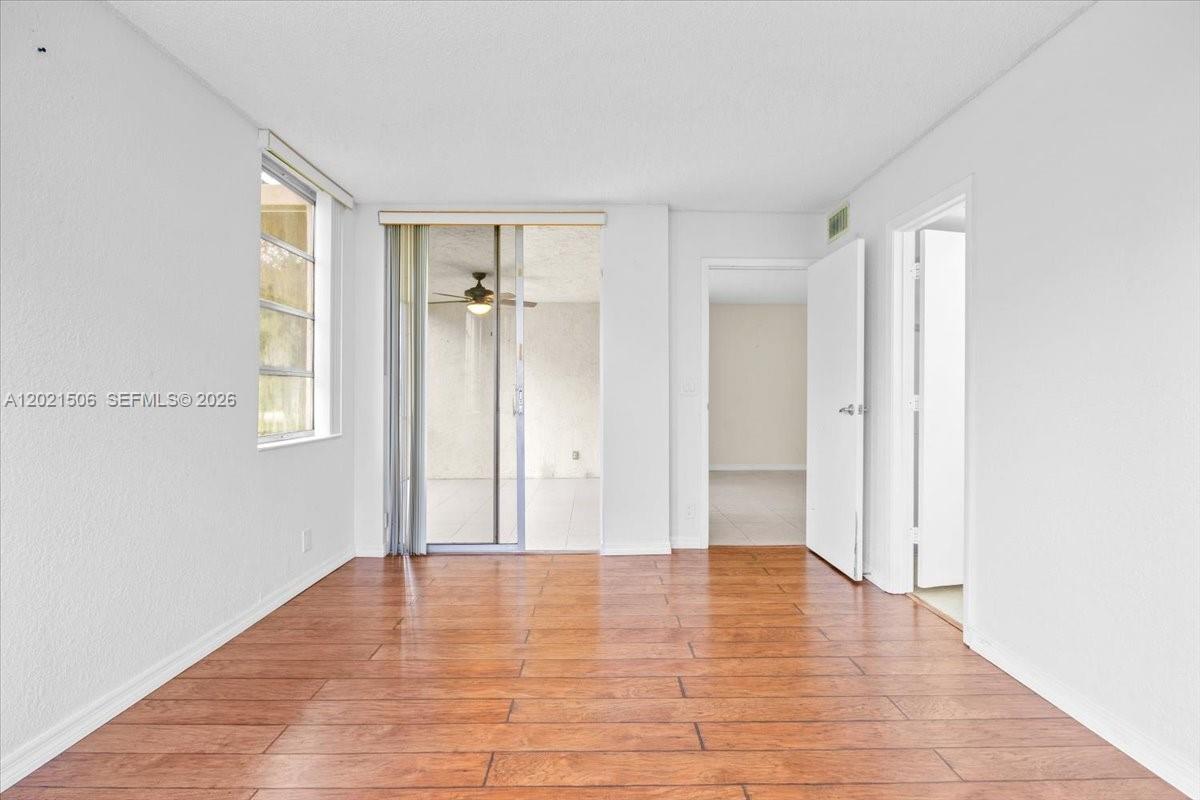 CONDO 5 OF SABAL PALM CON - Residential