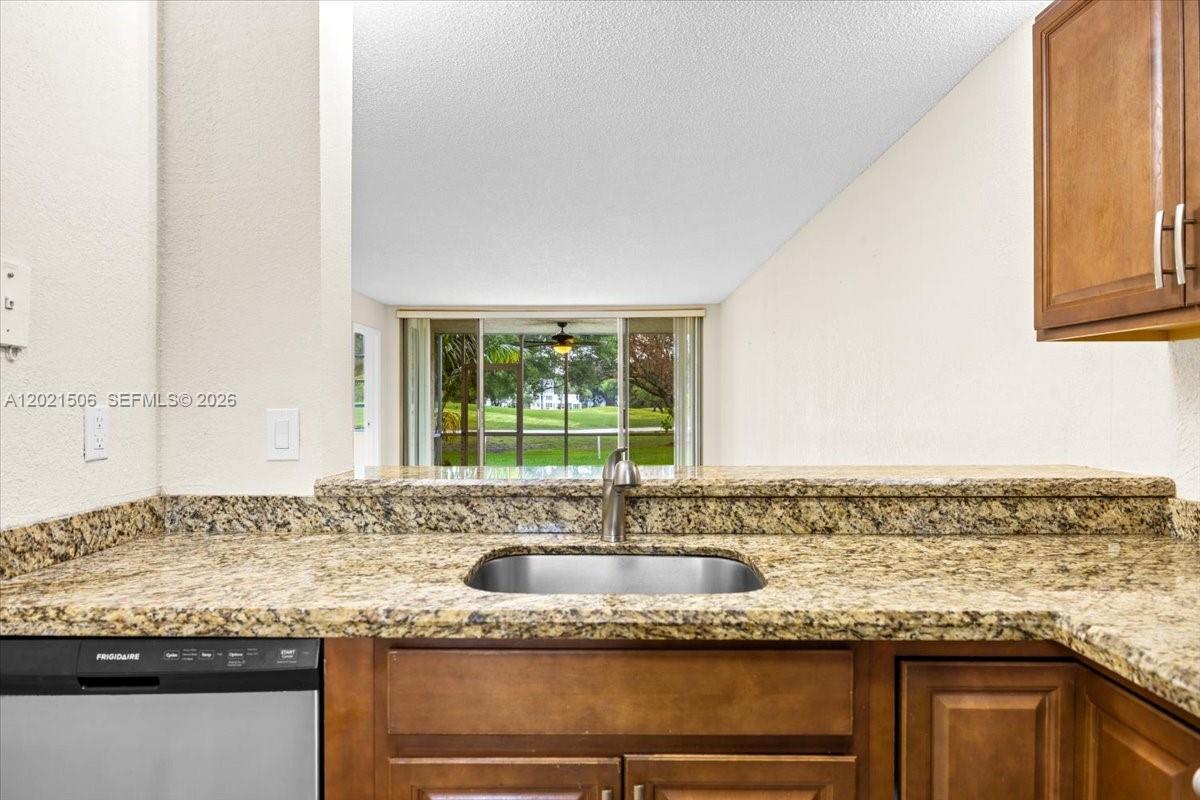 CONDO 5 OF SABAL PALM CON - Residential