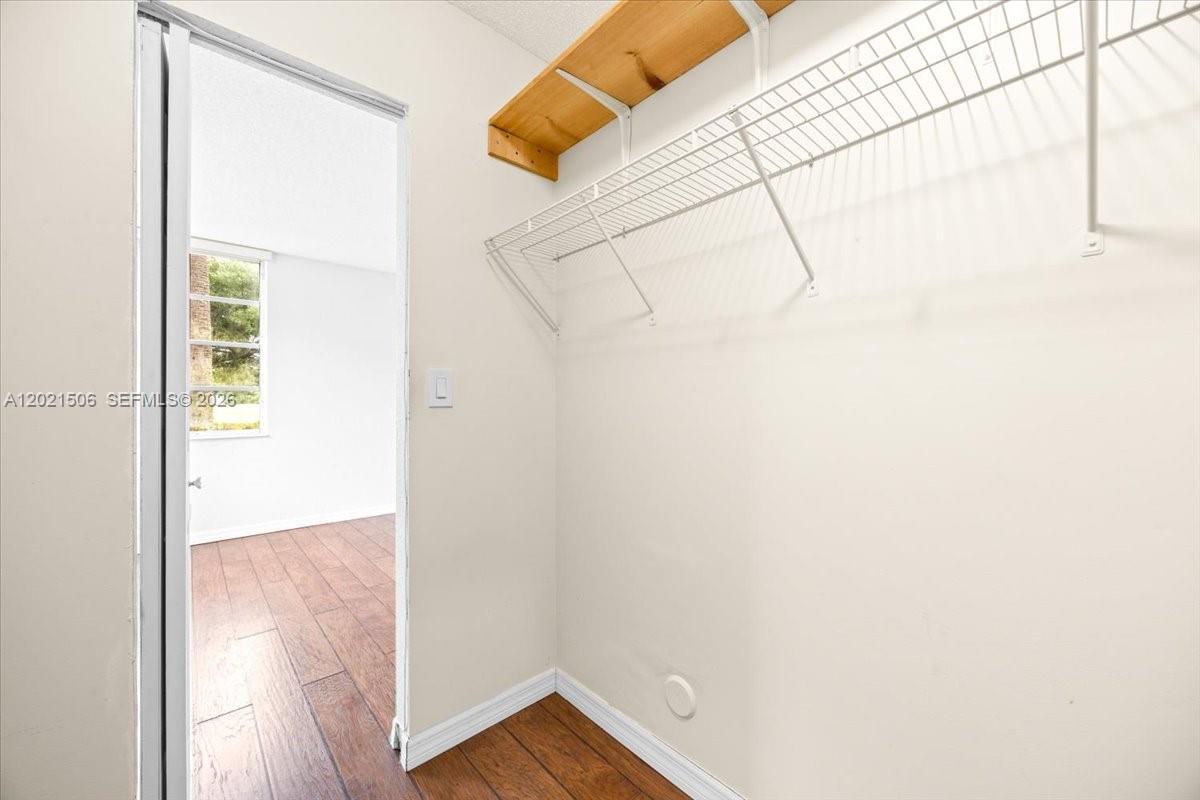 CONDO 5 OF SABAL PALM CON - Residential