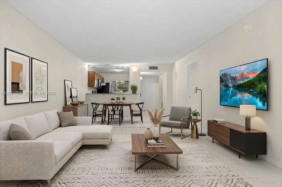 CONDO 5 OF SABAL PALM CON - Residential