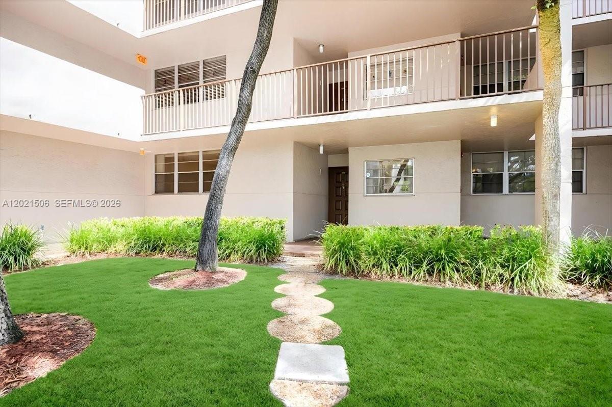 CONDO 5 OF SABAL PALM CON - Residential