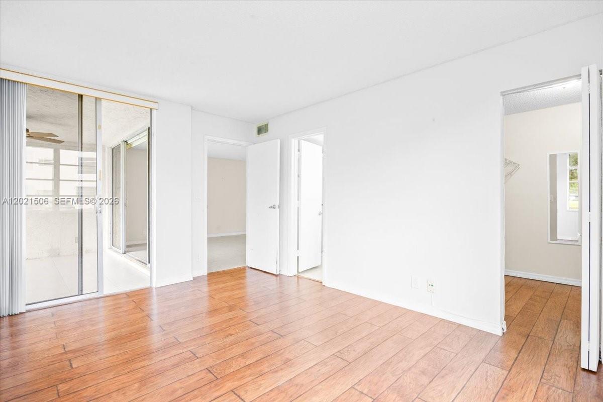 CONDO 5 OF SABAL PALM CON - Residential