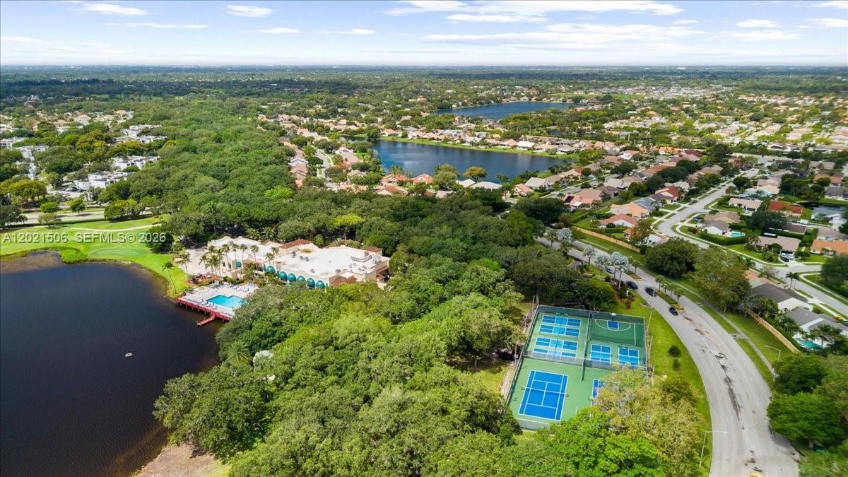 CONDO 5 OF SABAL PALM CON - Residential