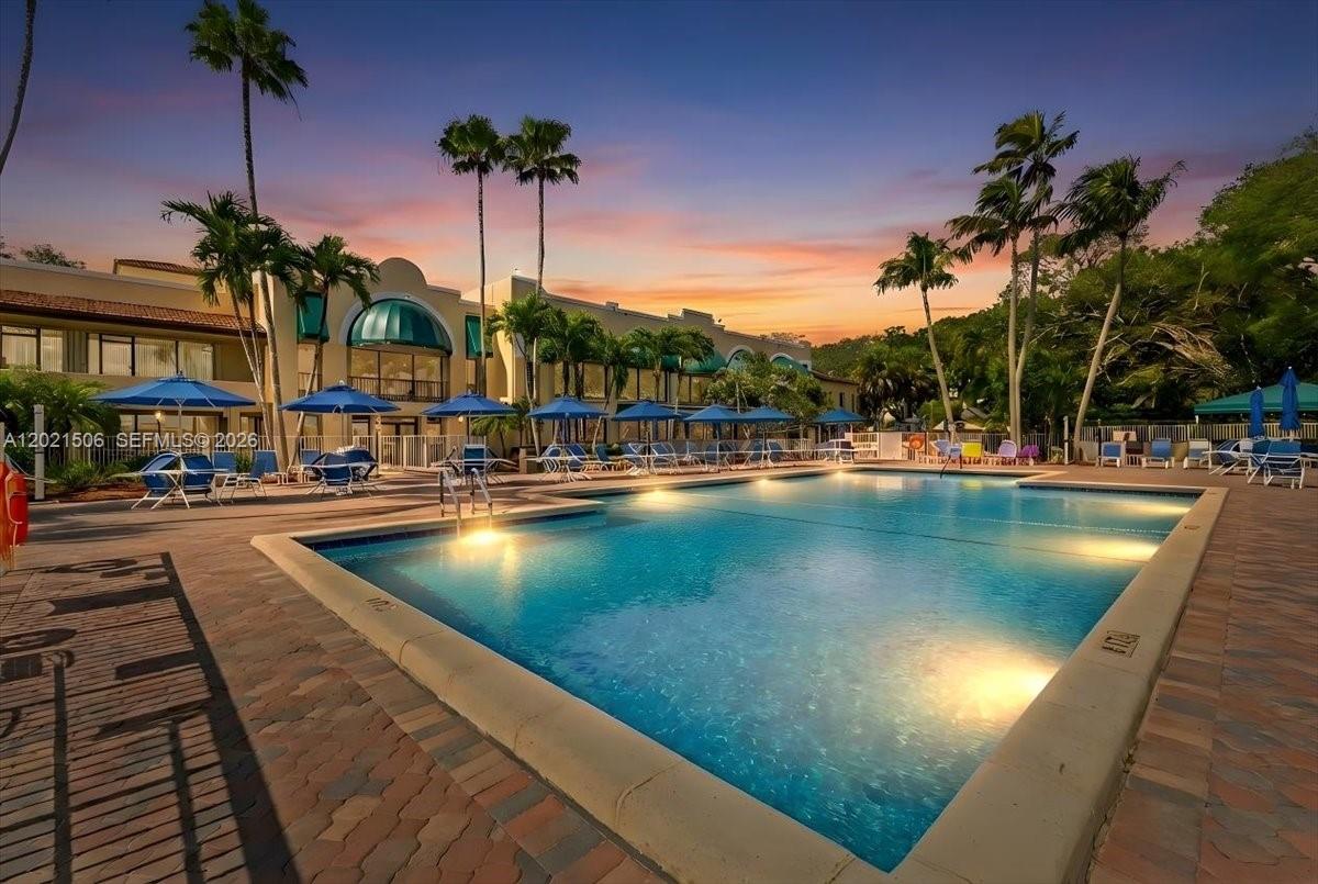 CONDO 5 OF SABAL PALM CON - Residential