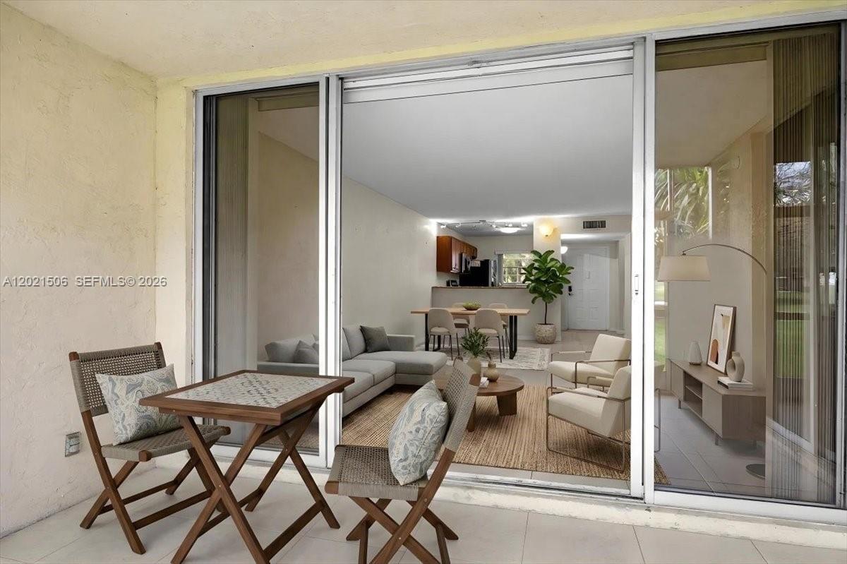 CONDO 5 OF SABAL PALM CON - Residential