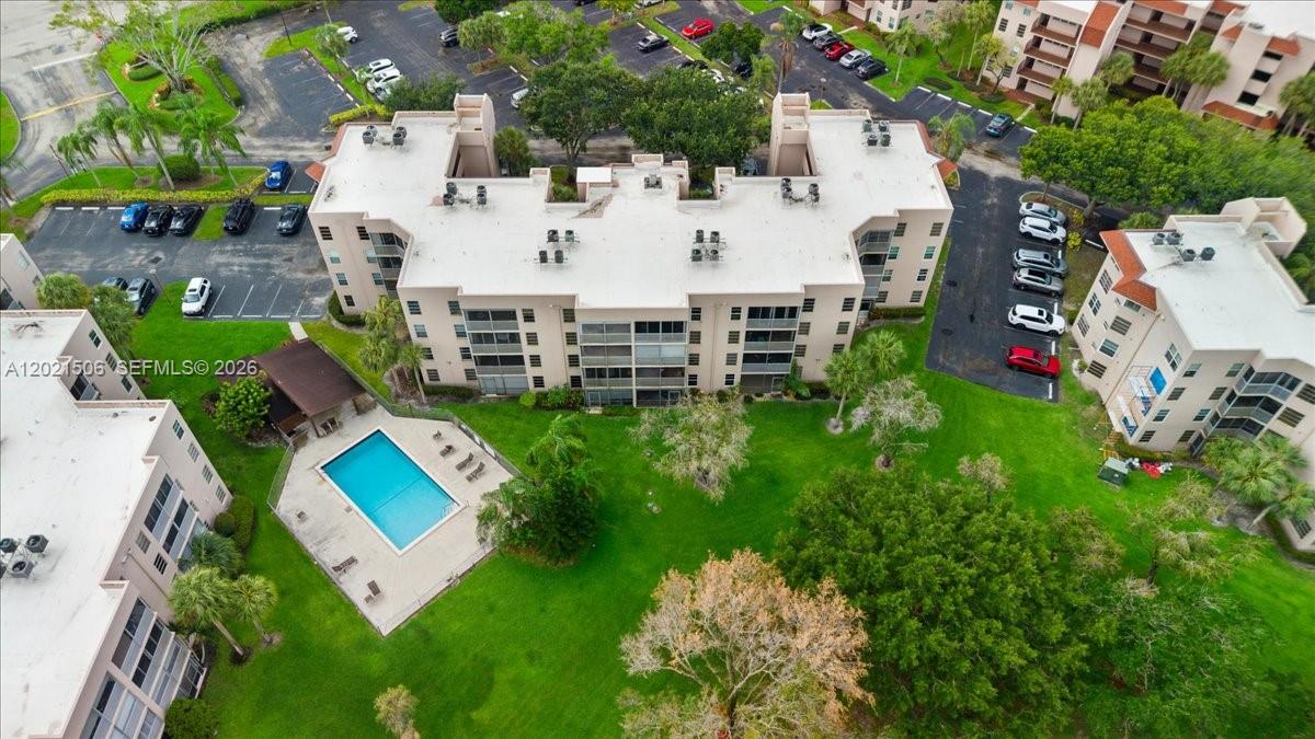 CONDO 5 OF SABAL PALM CON - Residential