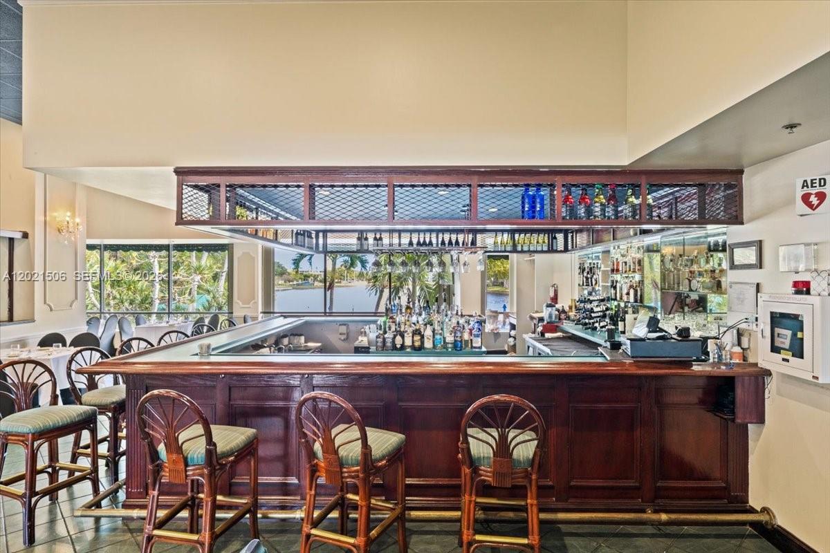 CONDO 5 OF SABAL PALM CON - Residential