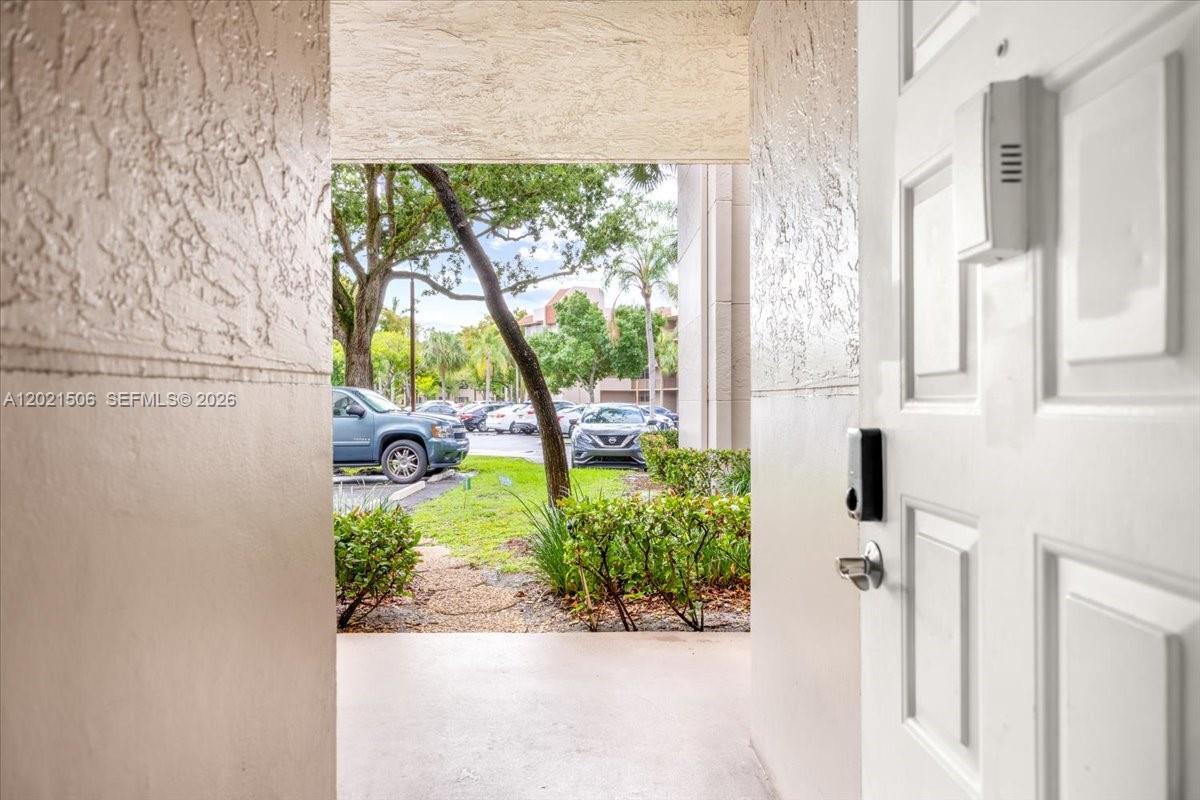 CONDO 5 OF SABAL PALM CON - Residential