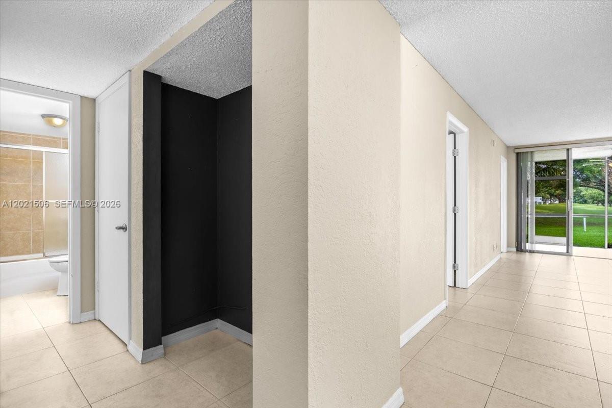 CONDO 5 OF SABAL PALM CON - Residential