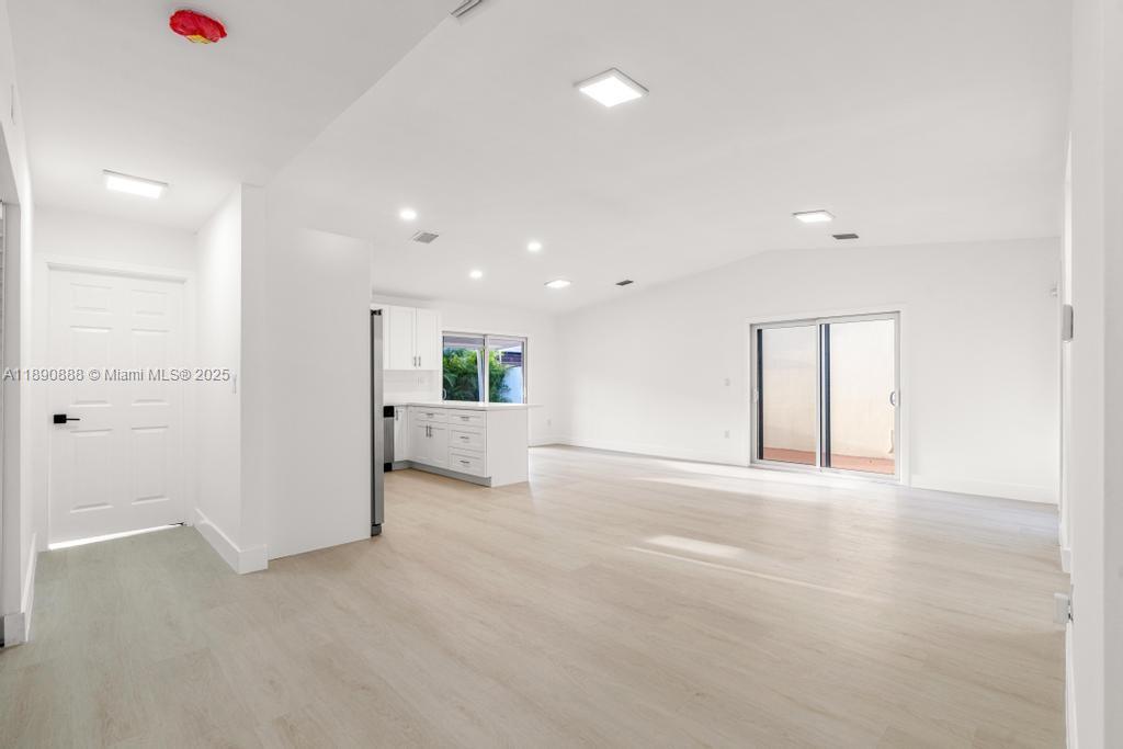 ALBA GARDENS SEC 3 - Residential