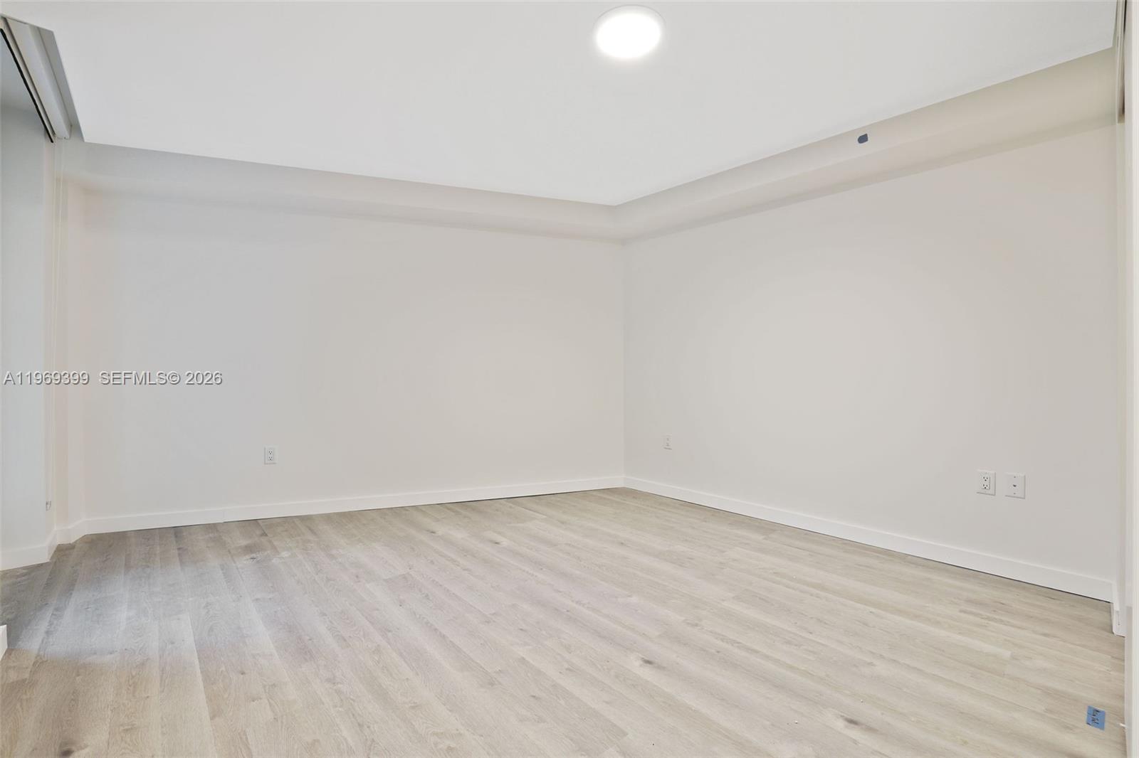 Flamingo Point - Residential Lease