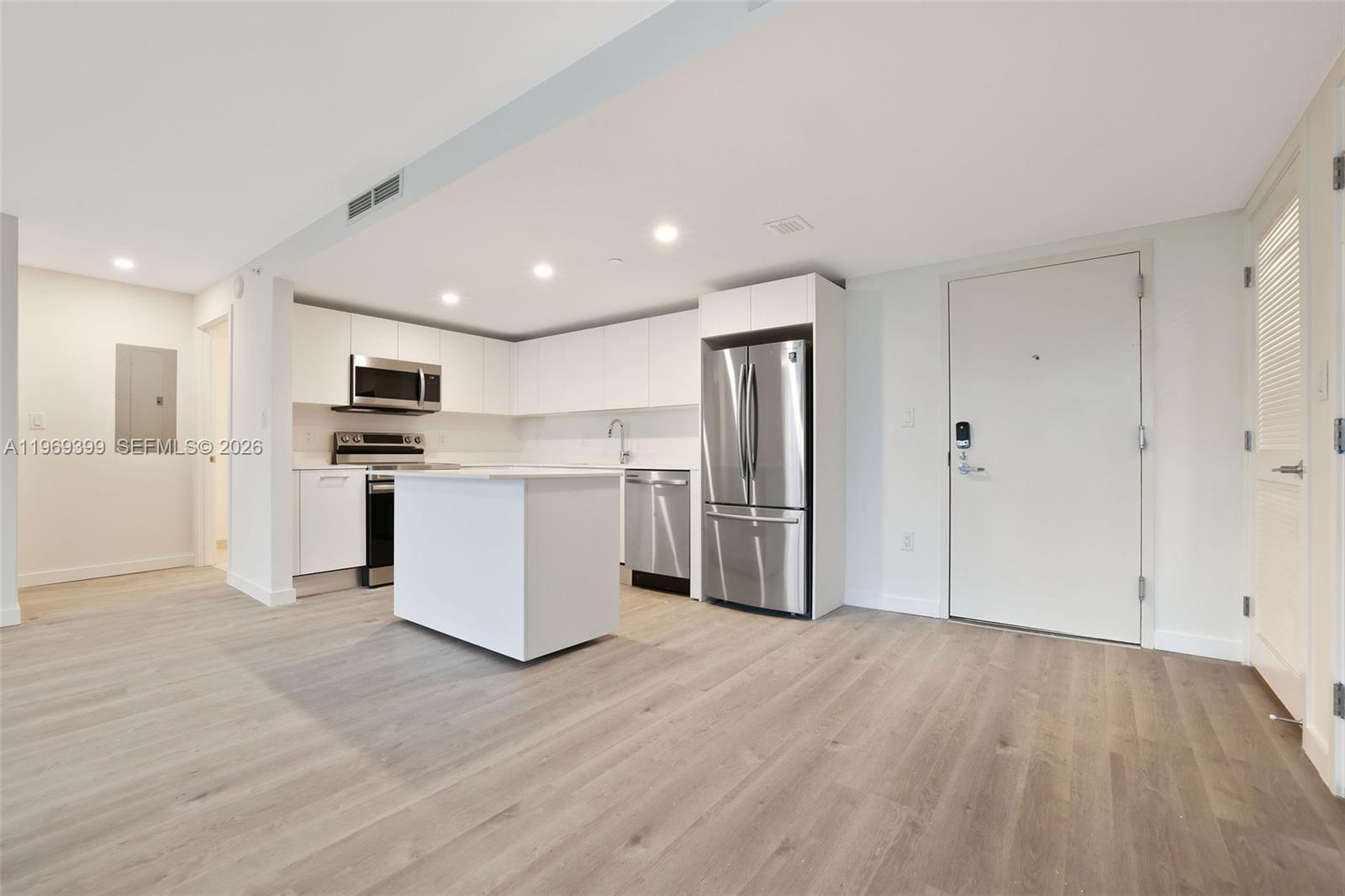 Flamingo Point - Residential Lease